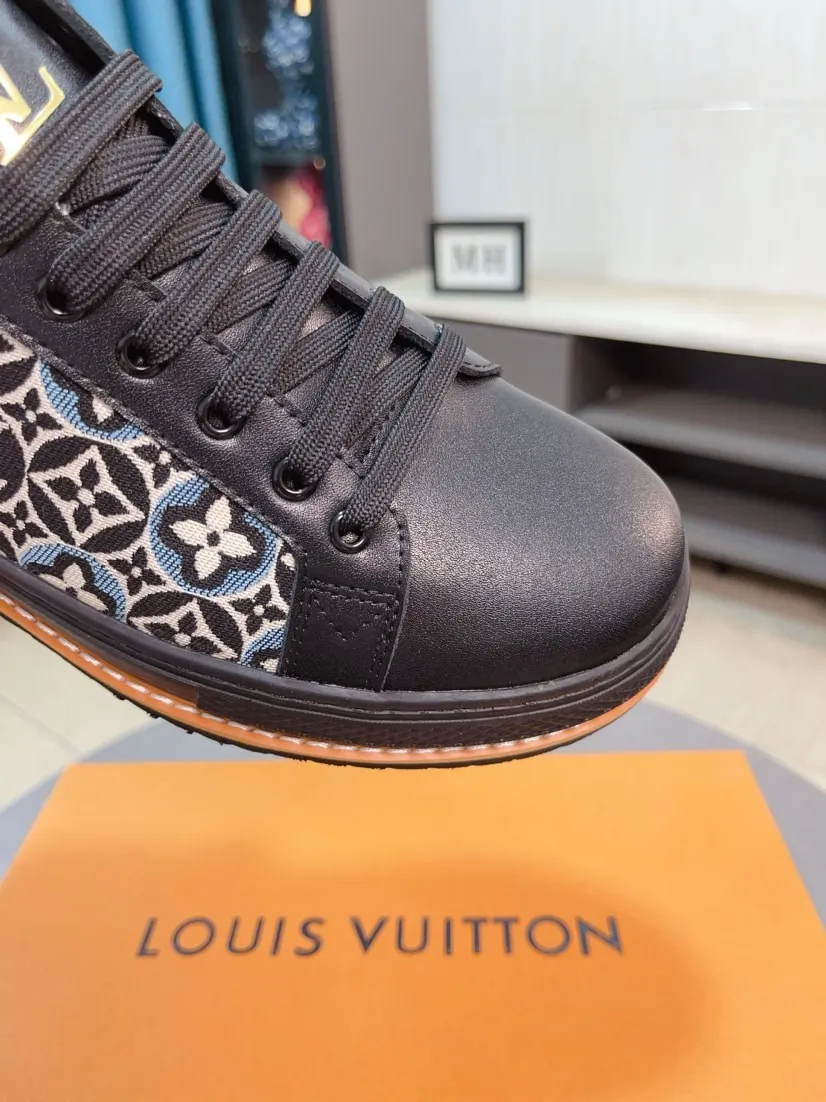 Men's shoes💰420🌹🌹[LV]🌹High-end men's shoes brand: official website 1:1 latest masterpiece: the upper is made of Italian imported first-layer cowhide with special materials➕full genuine leather lining🔥, making walking more convenient and comfortable! Exclusive new style, stunning work [color]! Create a fashionable personality to set off your uniqueness! A must-have for trendy men! Classic🔥Number: 38-44